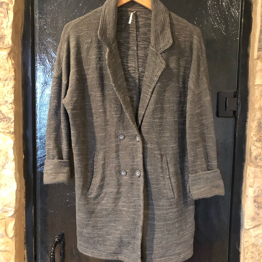 FREE PEOPLE Double breasted gray/green knit coat.